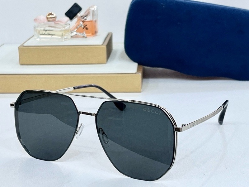 Gucci Sunglasses 7